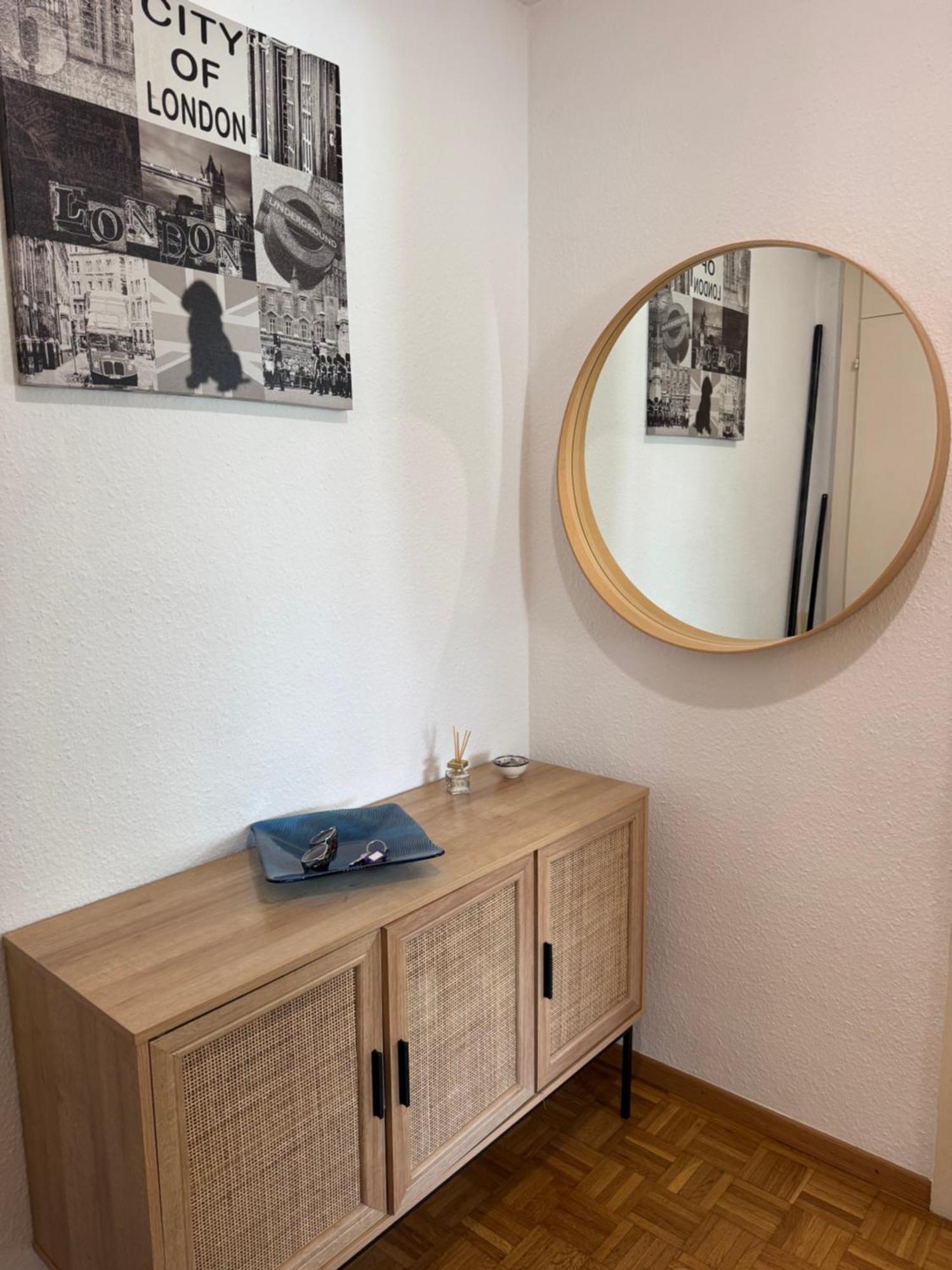 Calme Et Confortable, Avec Vue Sur Parc, Salle De Bain Et Cuisine A Disposition Homestay *